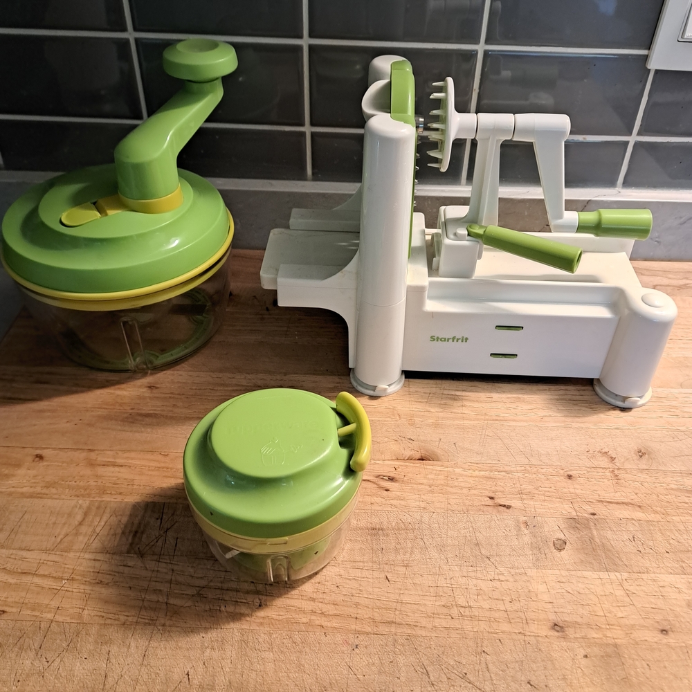 Starfrit Green and White Kitchen Tools Set